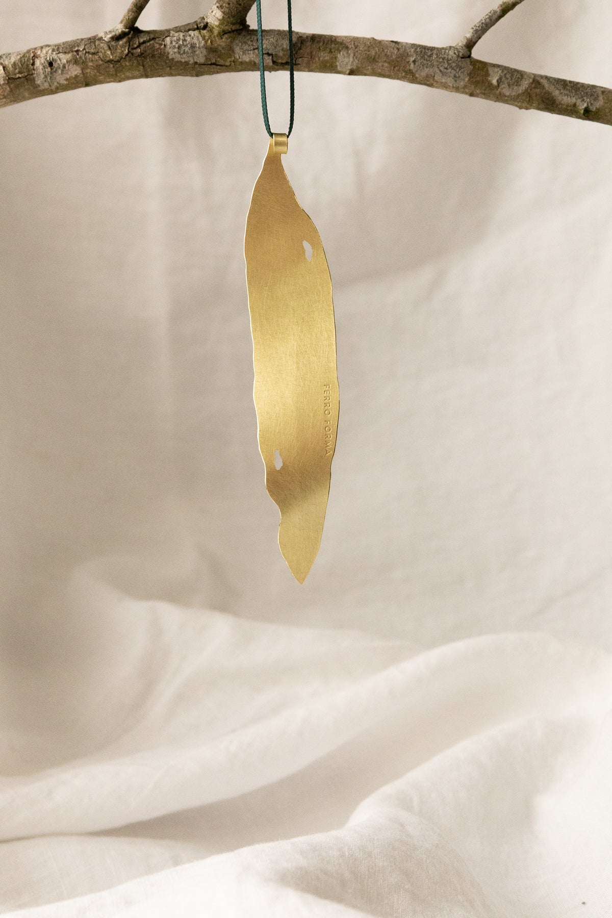 Golden Gum Leaf 4
