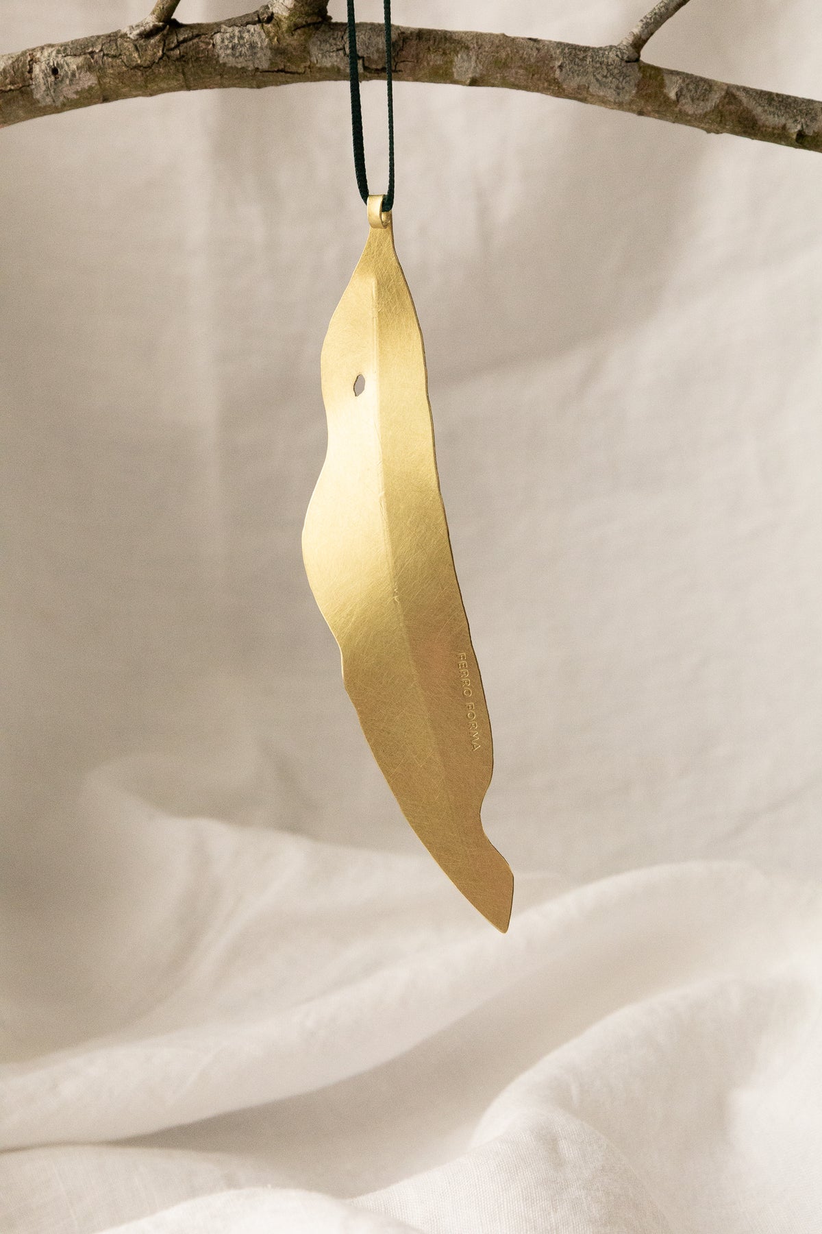 Golden Gum Leaf 5