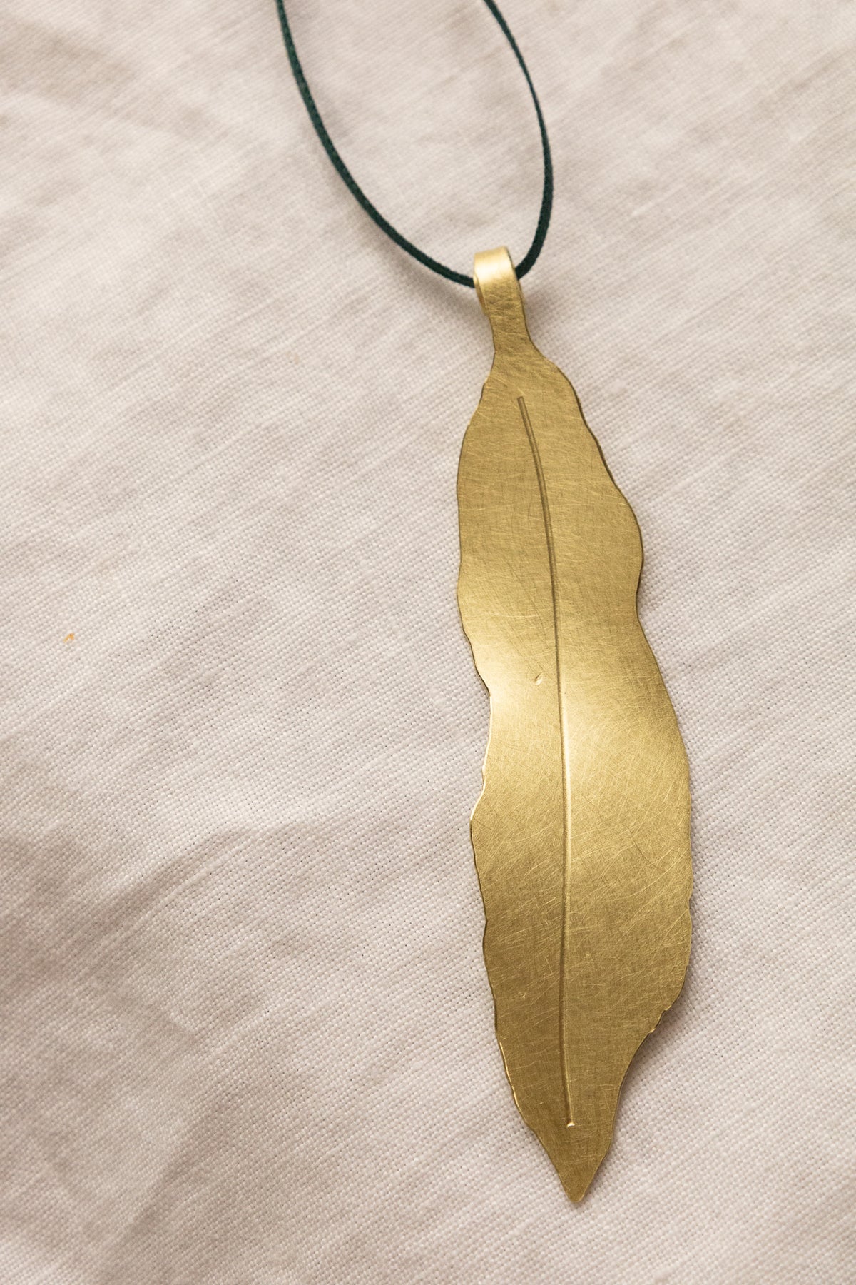 Golden Gum Leaf 14