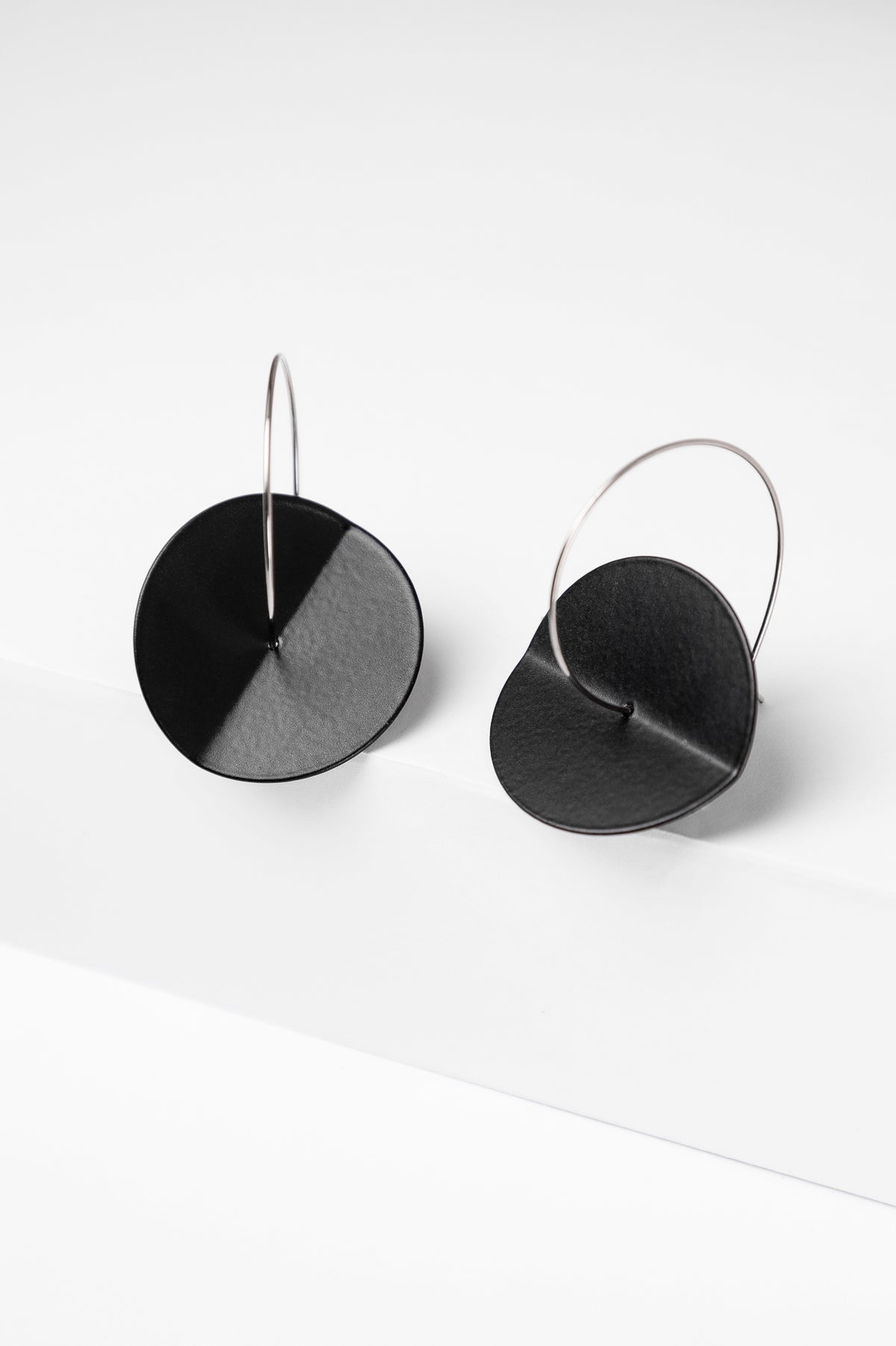 Fold Earrings - Small &amp; Large | Black