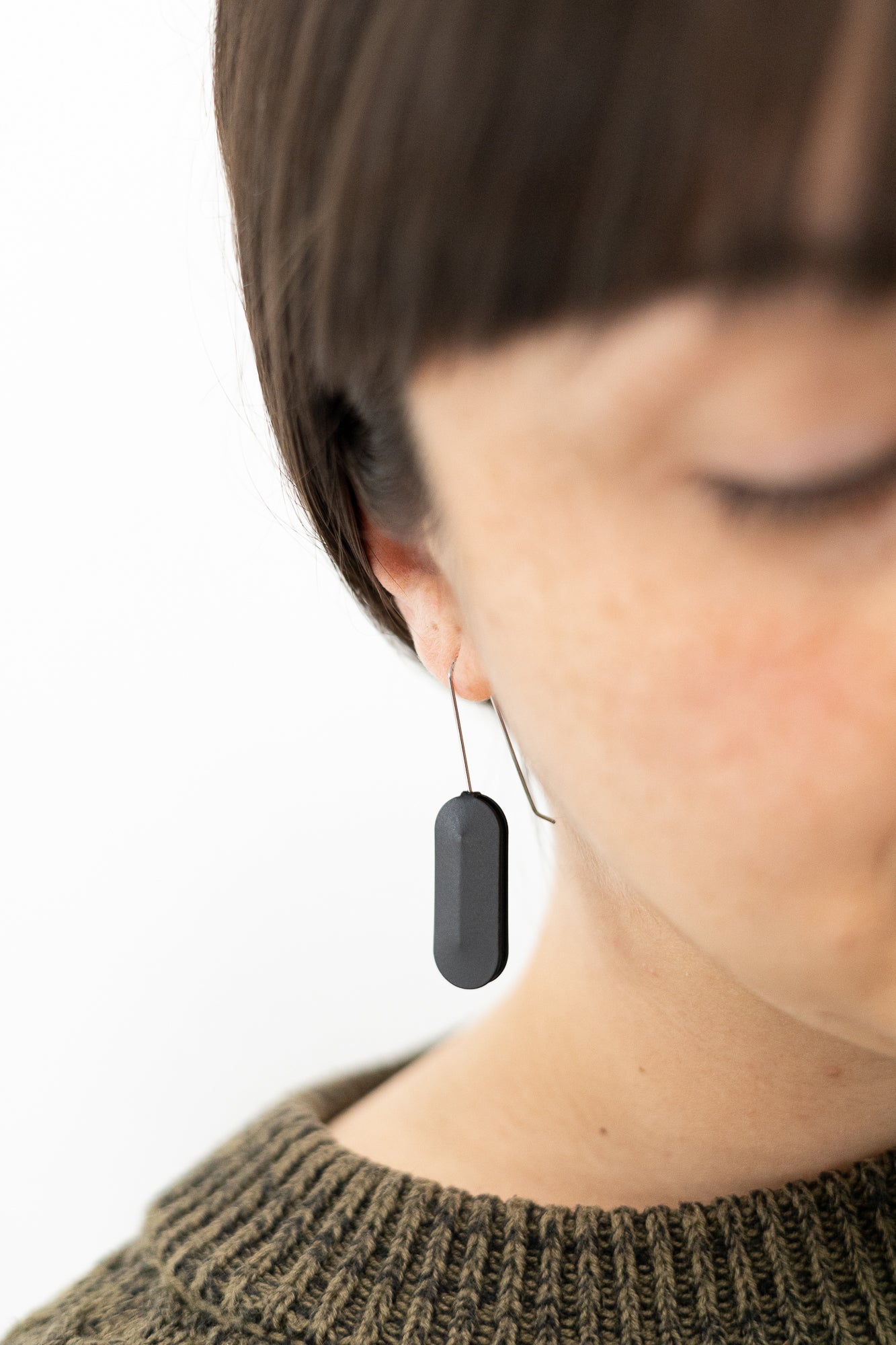 Oval Earrings - Small | Black