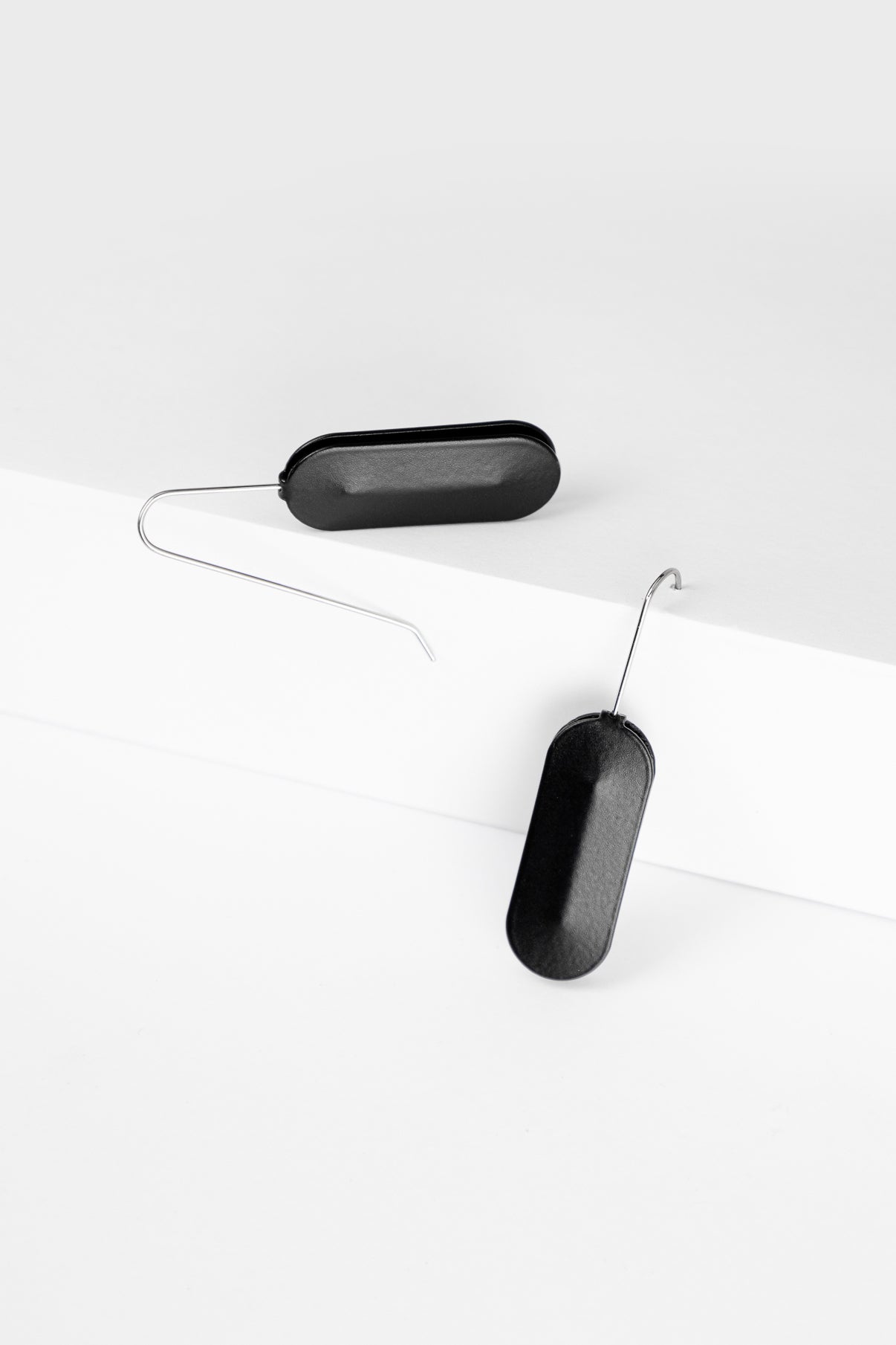 Oval Earrings - Small | Black